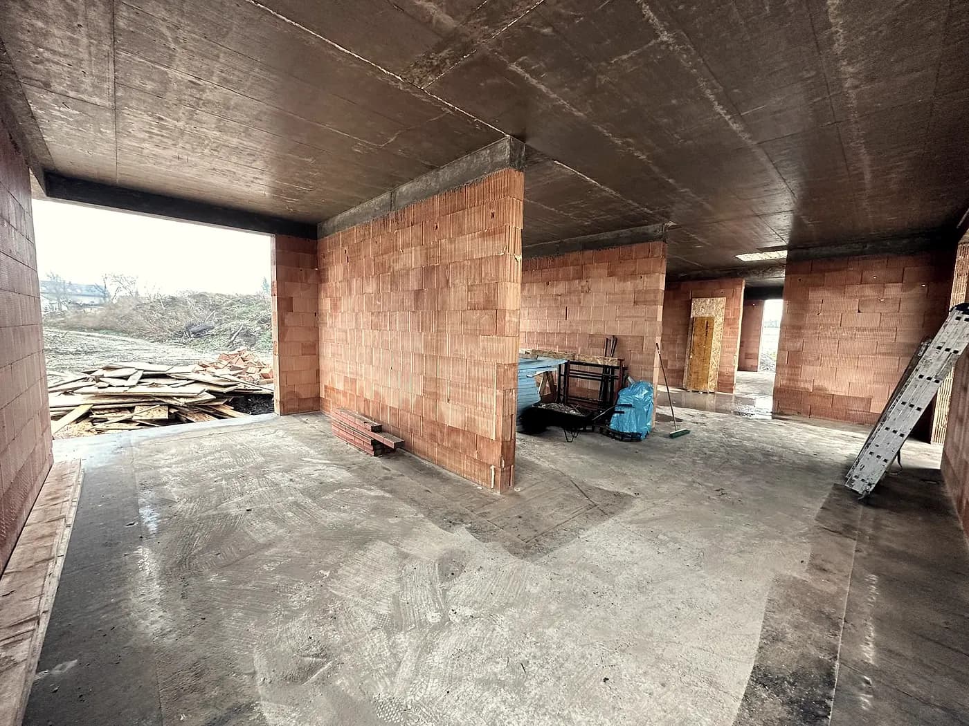 Monolitický strop nad obytnou časťou