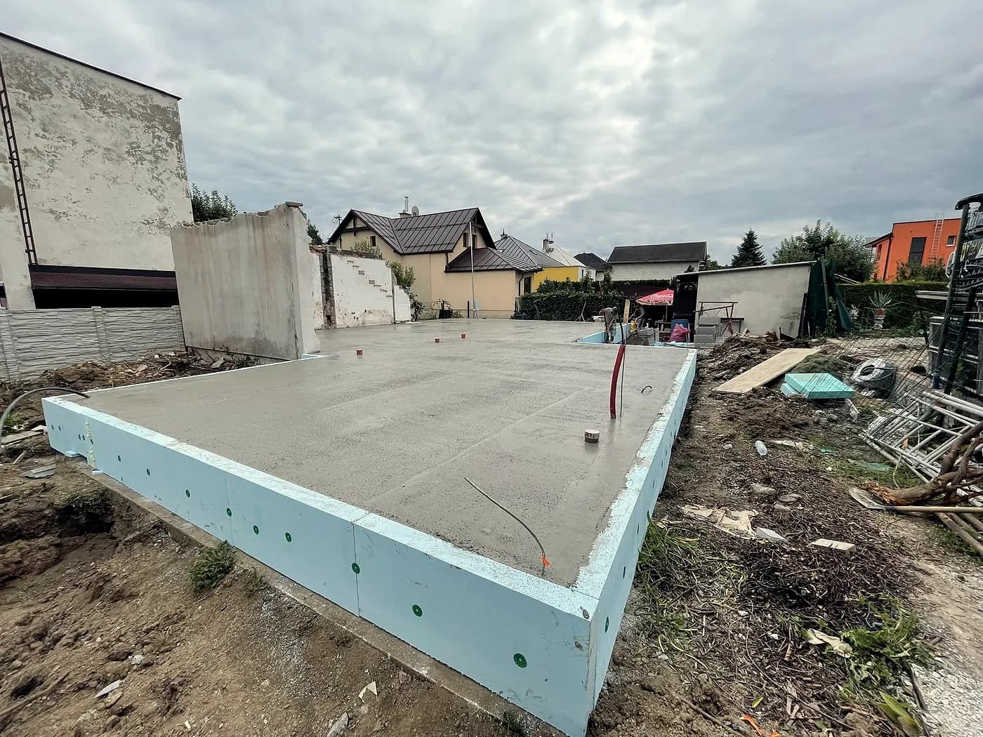 Hotová základová doska s izoláciou